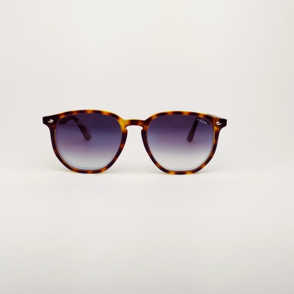 osse-woman-sunglasses
